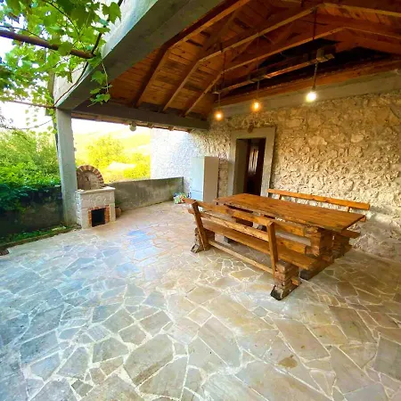 Lenna Villa *